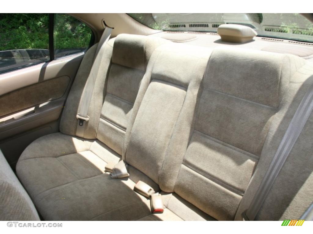1998 Maxima GLE - Cypress Pearl Metallic / Beige photo #12