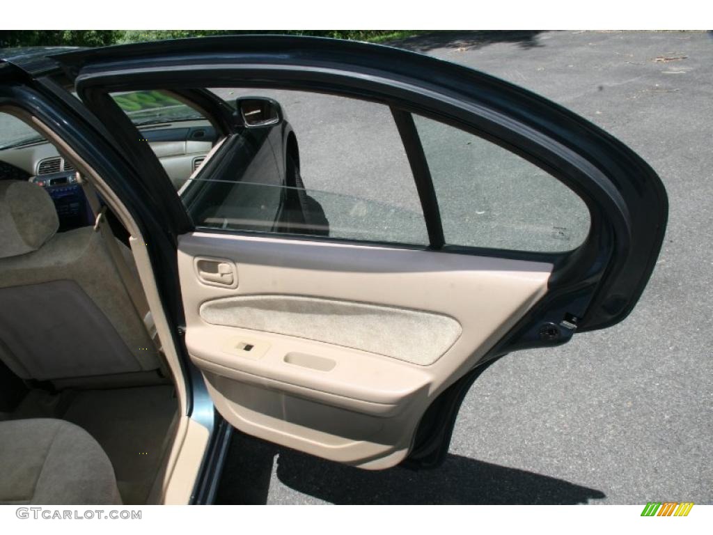 1998 Maxima GLE - Cypress Pearl Metallic / Beige photo #15