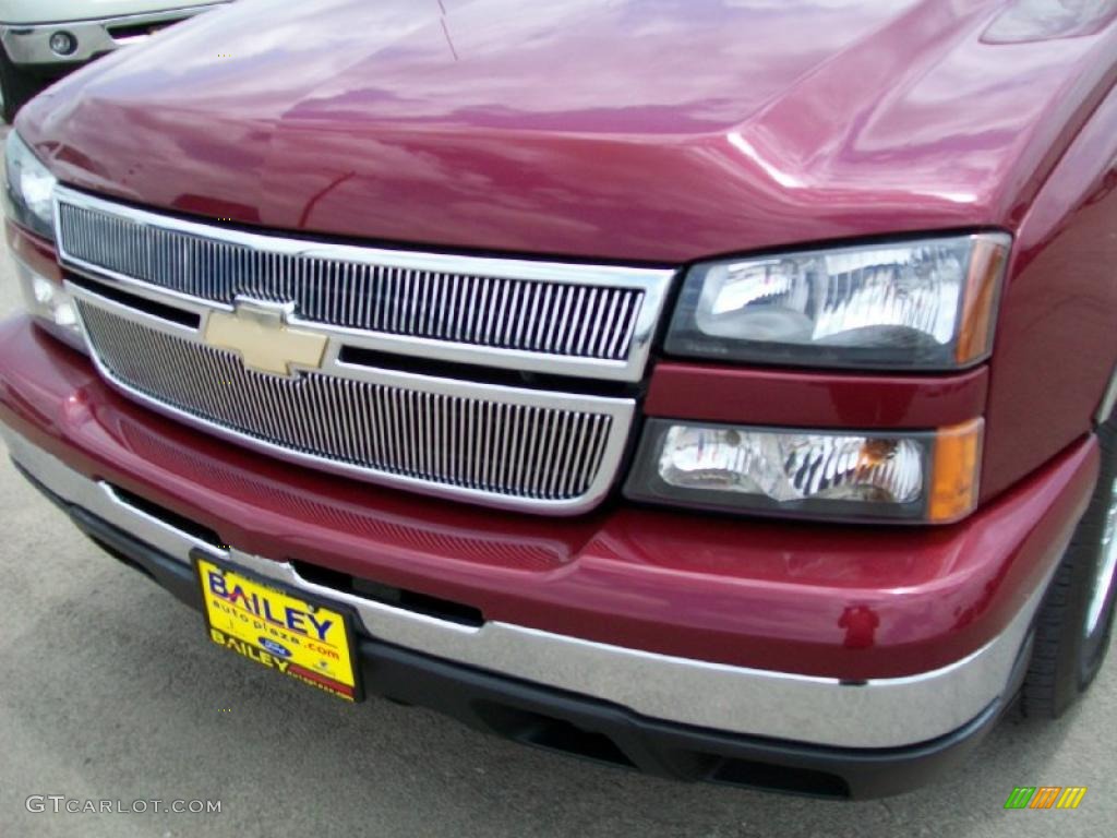 2006 Silverado 1500 LT Extended Cab - Sport Red Metallic / Dark Charcoal photo #1