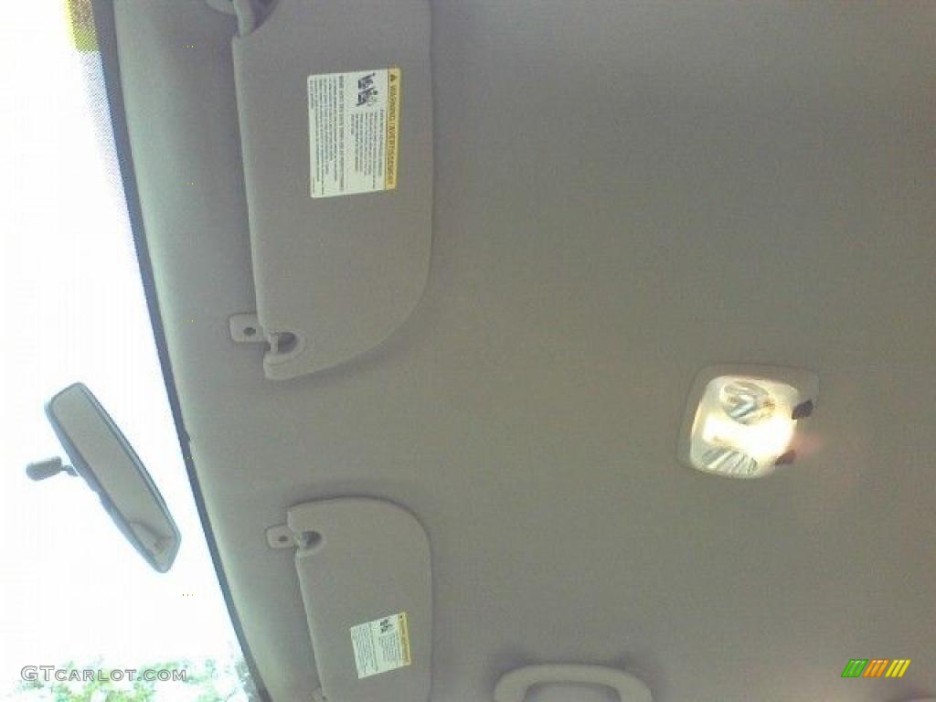 2006 Grand Marquis GS - Silver Birch Metallic / Medium Light Stone photo #14