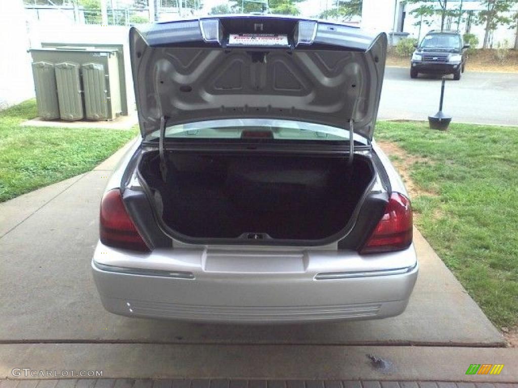 2006 Grand Marquis GS - Silver Birch Metallic / Medium Light Stone photo #15