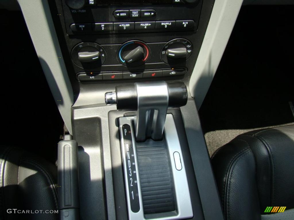 2007 Mustang GT/CS California Special Convertible - Black / Black/Dove Accent photo #19