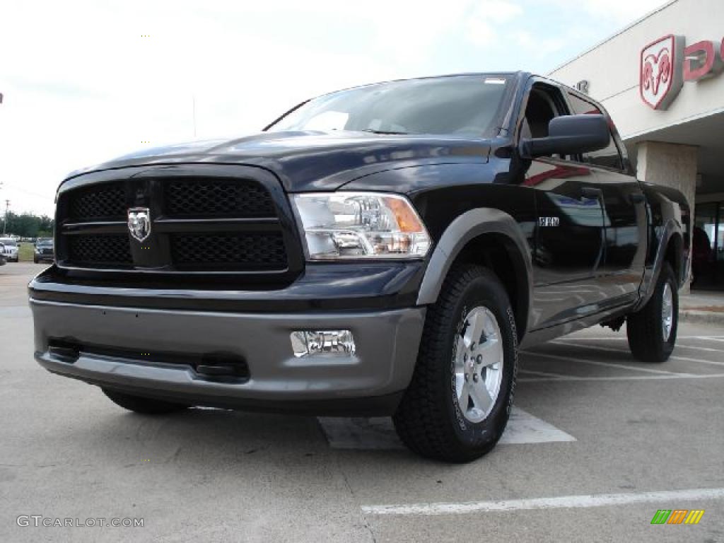 2010 Ram 1500 TRX4 Crew Cab 4x4 - Brilliant Black Crystal Pearl / Light Pebble Beige/Bark Brown photo #7