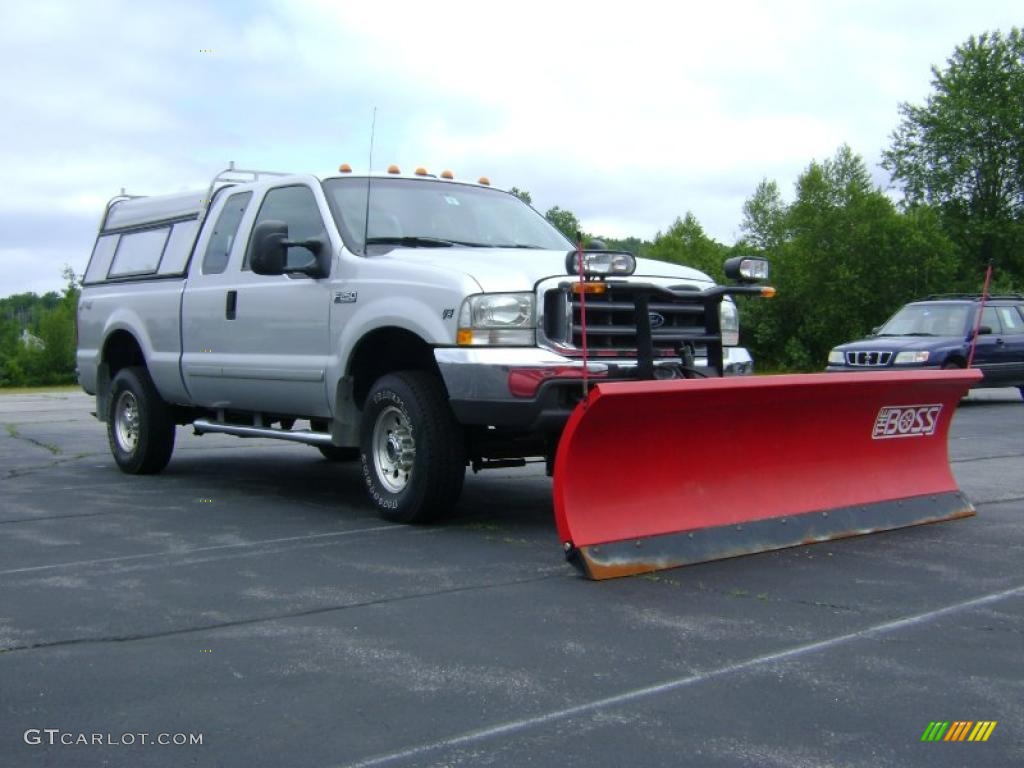 2002 F250 Super Duty XLT SuperCab 4x4 - Silver Metallic / Medium Flint photo #9