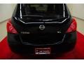 Super Black - Versa 1.8 SL Hatchback Photo No. 8
