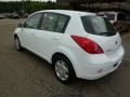 Fresh Powder - Versa 1.8 S Hatchback Photo No. 2
