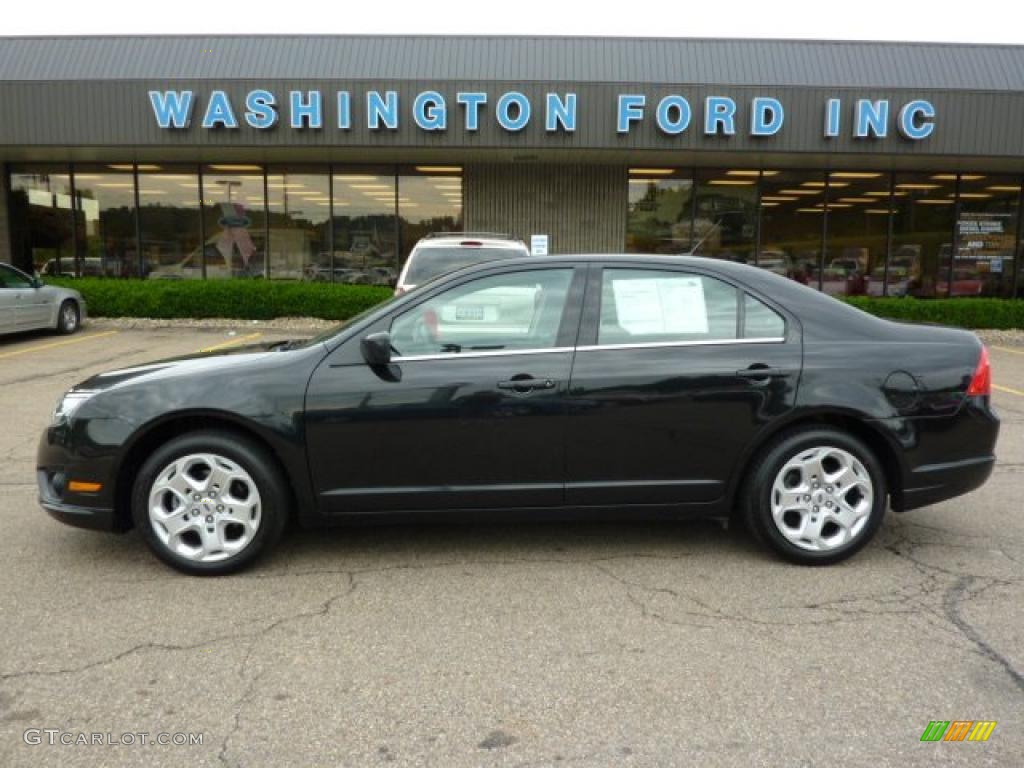 2010 Fusion SE V6 - Tuxedo Black Metallic / Charcoal Black photo #1