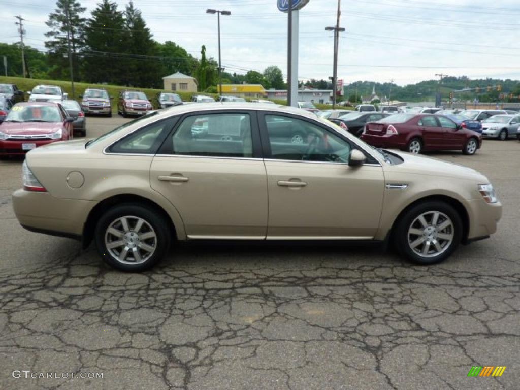 2008 Taurus SEL AWD - Dune Pearl Metallic / Camel photo #5