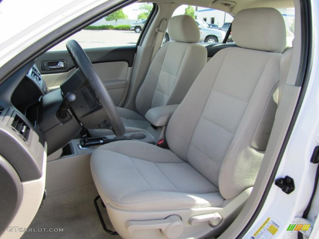 2007 Fusion S - Oxford White / Light Stone photo #4