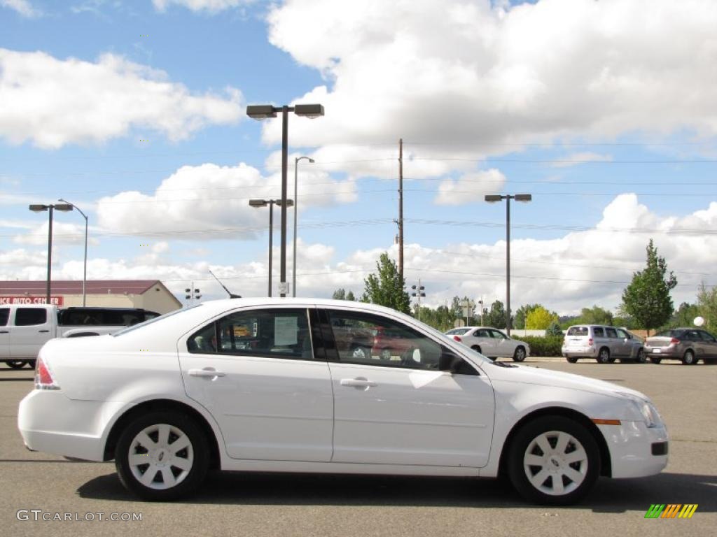 2007 Fusion S - Oxford White / Light Stone photo #9