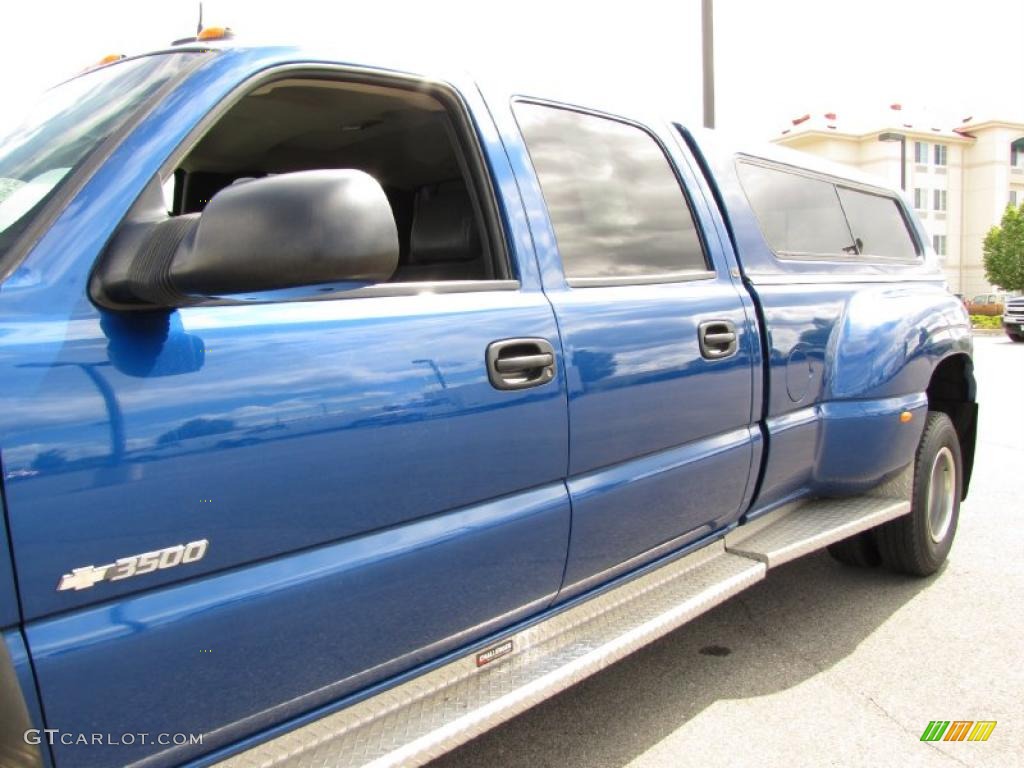 2004 Silverado 3500HD LT Crew Cab 4x4 Dually - Arrival Blue Metallic / Dark Charcoal photo #13