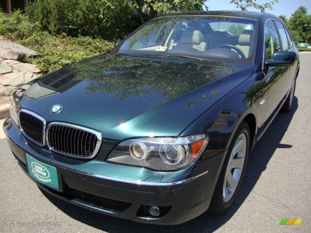 Deep Green Metallic BMW 7 Series