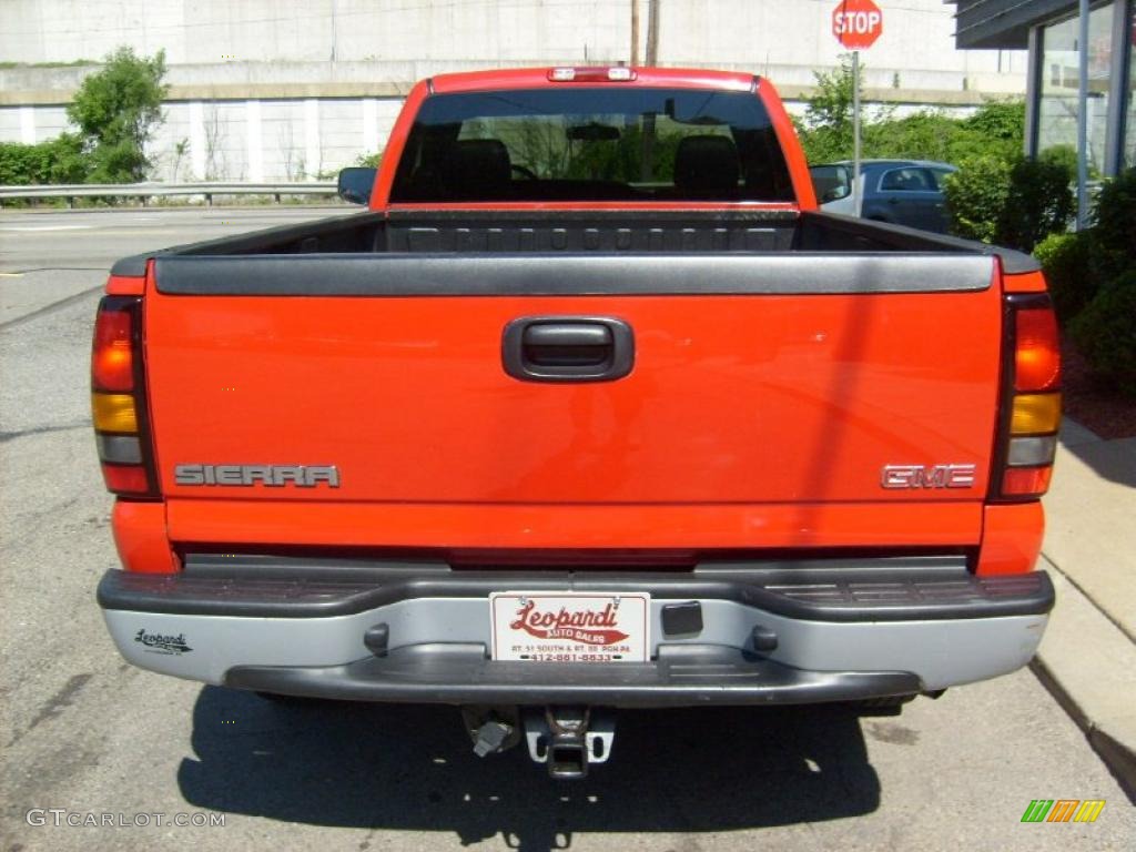 2006 Sierra 2500HD Work Truck Regular Cab 4x4 - Fire Red / Dark Pewter photo #4