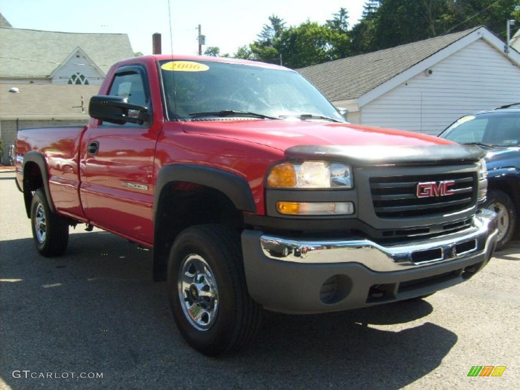 2006 Sierra 2500HD Work Truck Regular Cab 4x4 - Fire Red / Dark Pewter photo #6