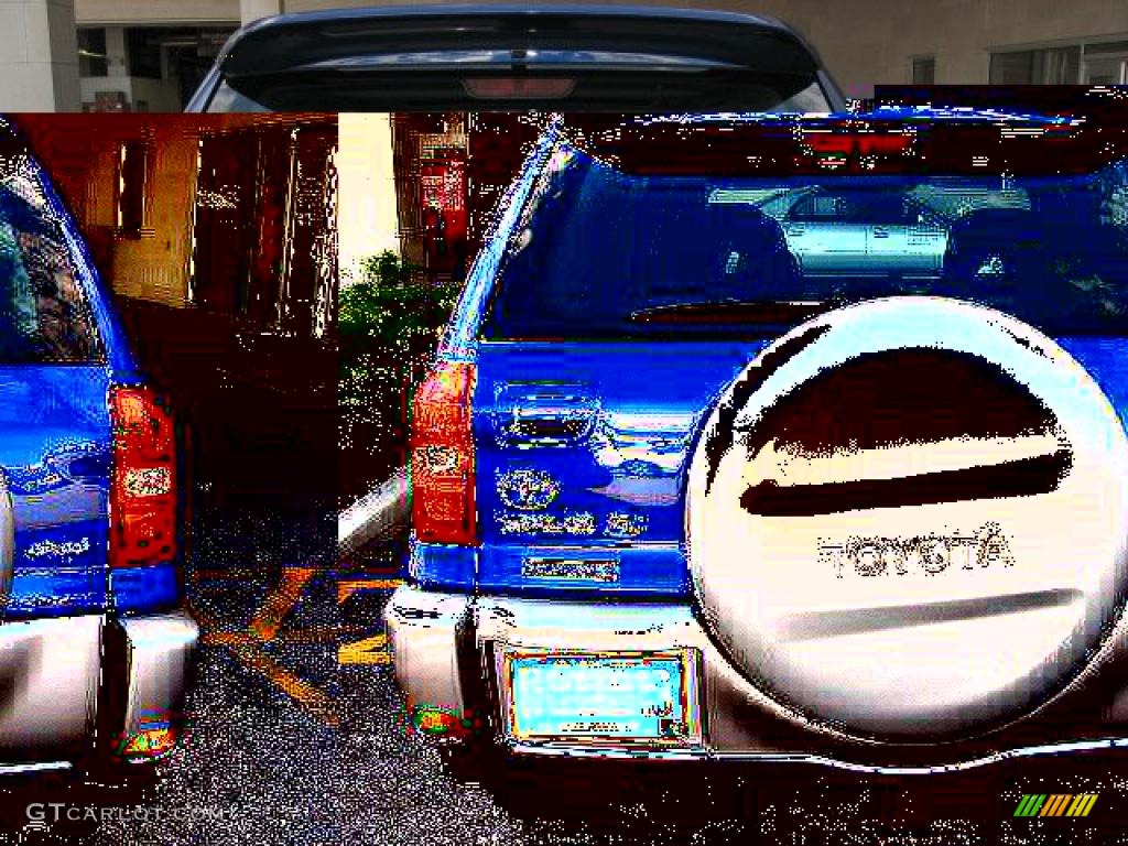 2005 RAV4 S 4WD - Spectra Blue Mica / Dark Charcoal photo #8
