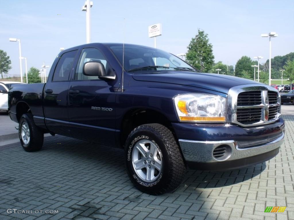 2006 Ram 1500 SLT Quad Cab 4x4 - Patriot Blue Pearl / Medium Slate Gray photo #7