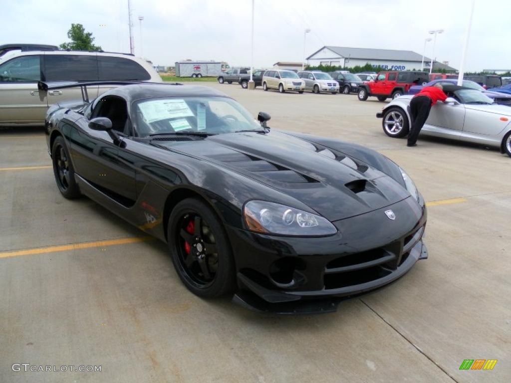 2010 Viper ACR VoooDoo Edition Coupe - Viper Black / Black photo #3