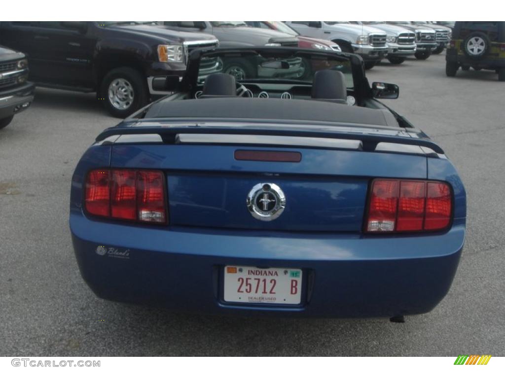 2006 Mustang V6 Premium Convertible - Vista Blue Metallic / Dark Charcoal photo #7