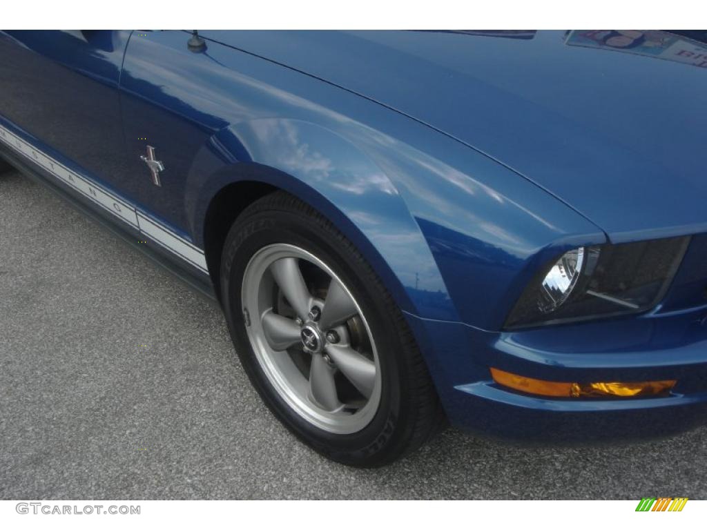 2006 Mustang V6 Premium Convertible - Vista Blue Metallic / Dark Charcoal photo #12