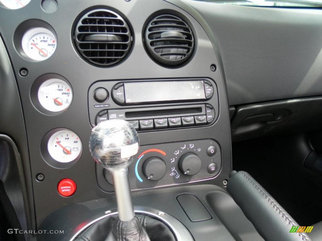 2010 Viper SRT10 - Viper Snakeskin Green Pearl / Black photo #14