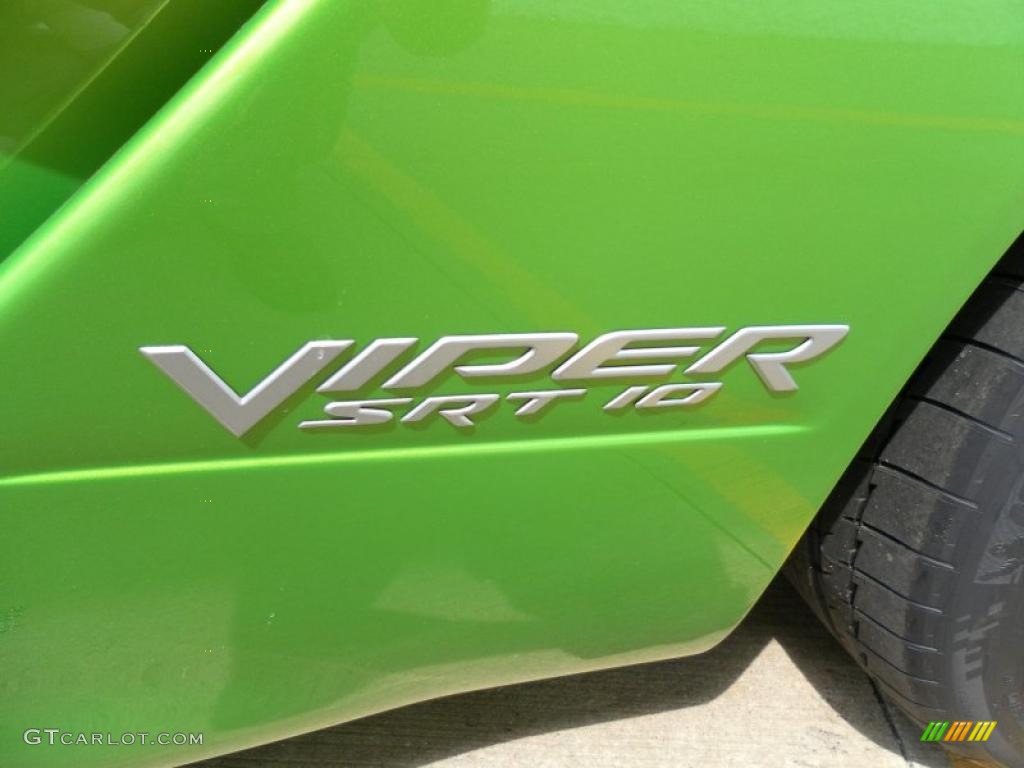 2010 Viper SRT10 - Viper Snakeskin Green Pearl / Black photo #16