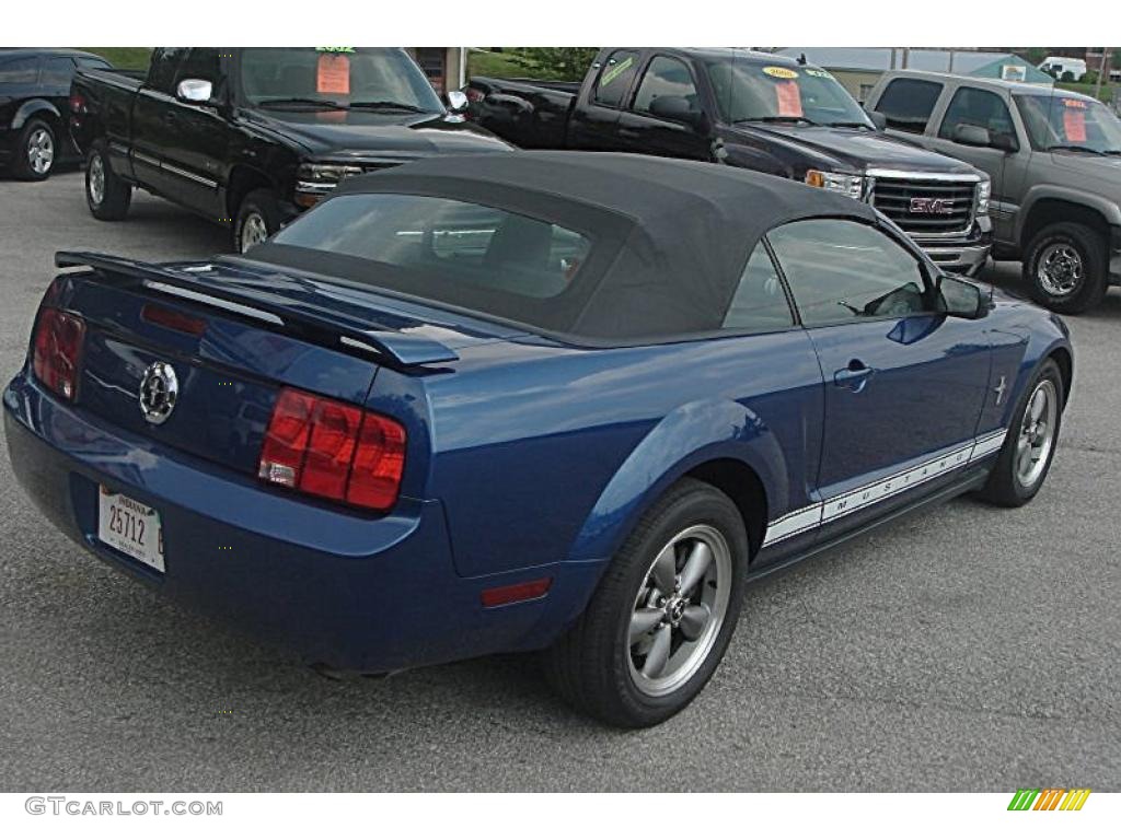 2006 Mustang V6 Premium Convertible - Vista Blue Metallic / Dark Charcoal photo #34