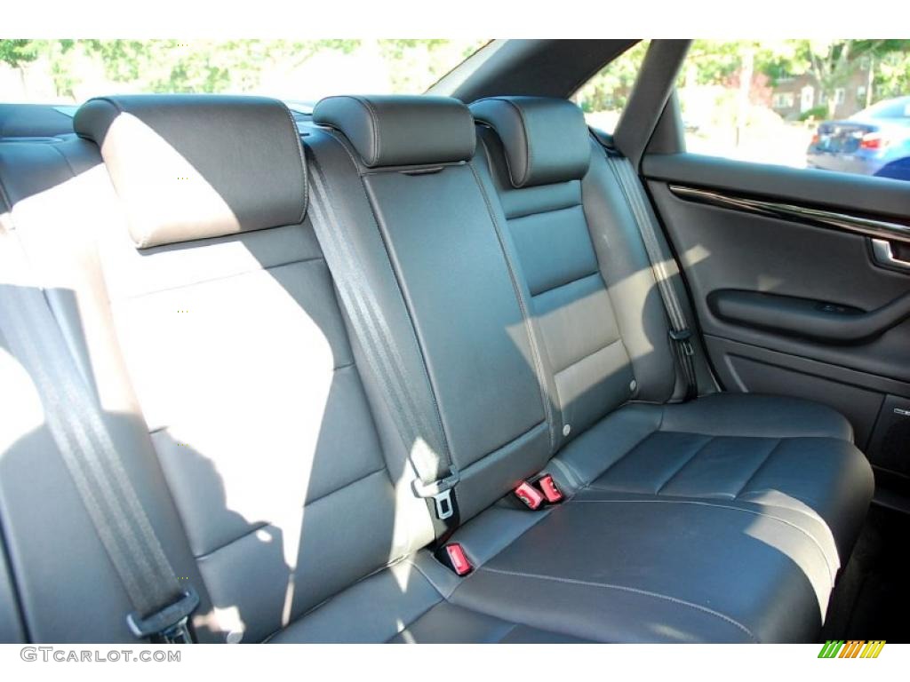 2008 A4 2.0T quattro S-Line Sedan - Light Silver Metallic / Black photo #21