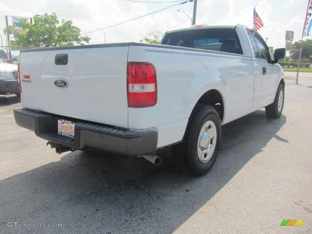 2005 F150 XL Regular Cab - Oxford White / Medium Flint Grey photo #5