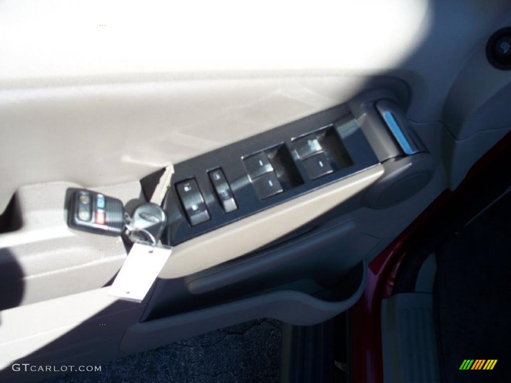 2007 Explorer XLT 4x4 - Redfire Metallic / Camel photo #3