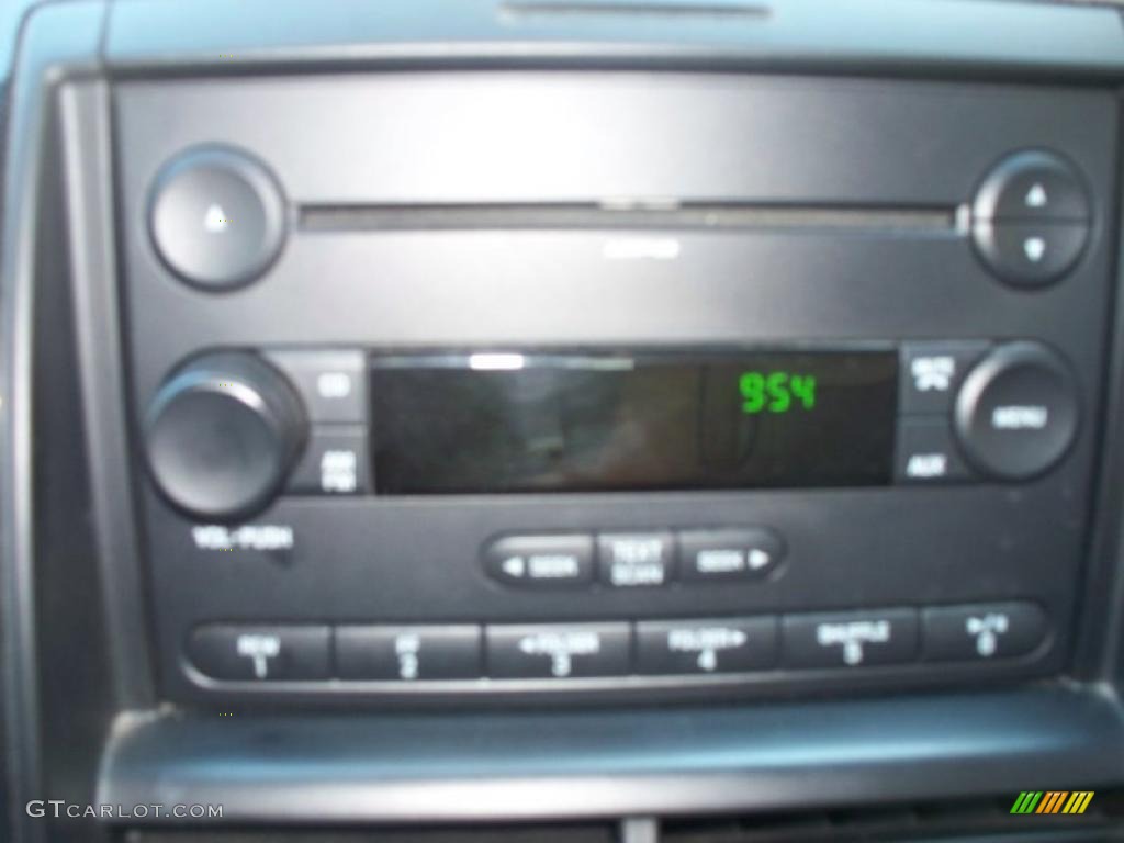 2007 Explorer XLT 4x4 - Redfire Metallic / Camel photo #9