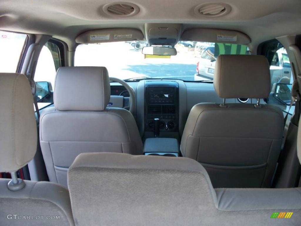 2007 Explorer XLT 4x4 - Redfire Metallic / Camel photo #25