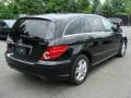 Black - R 350 4Matic Photo No. 4