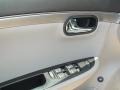2009 Silver Moss Saturn Aura XE  photo #18