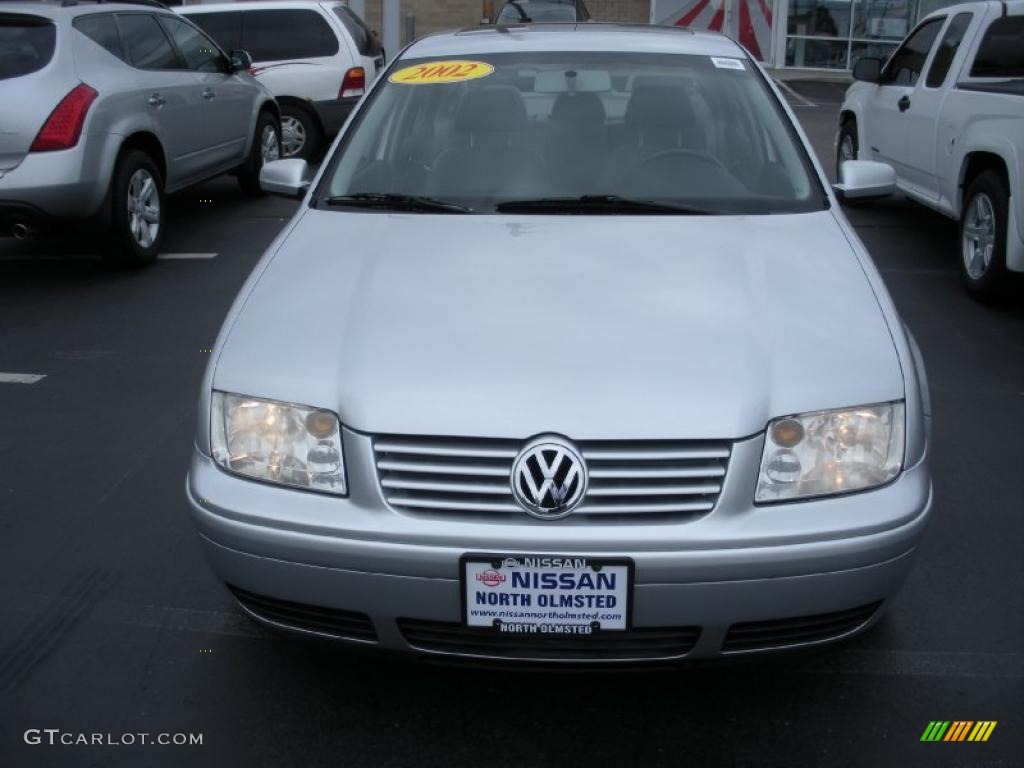 2002 Jetta GLS 1.8T Sedan - Reflex Silver Metallic / Grey photo #2