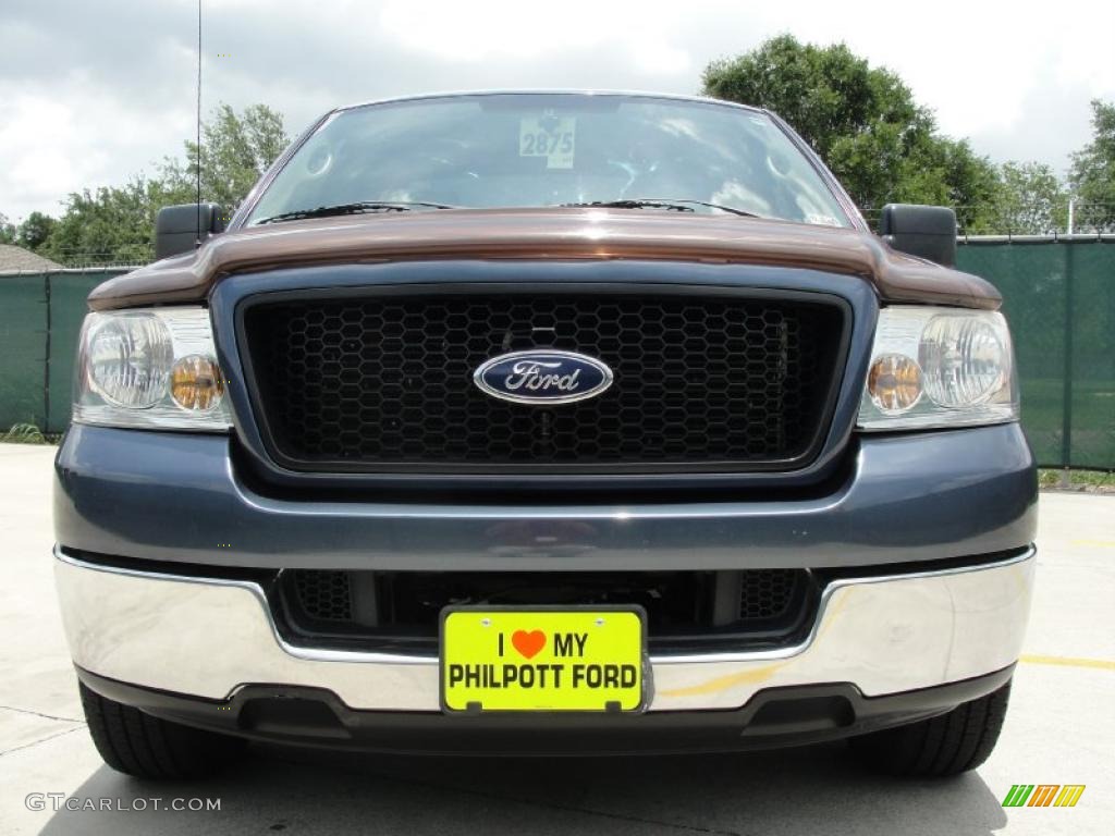 2004 F150 XLT SuperCab - Medium Wedgewood Blue Metallic / Tan photo #9