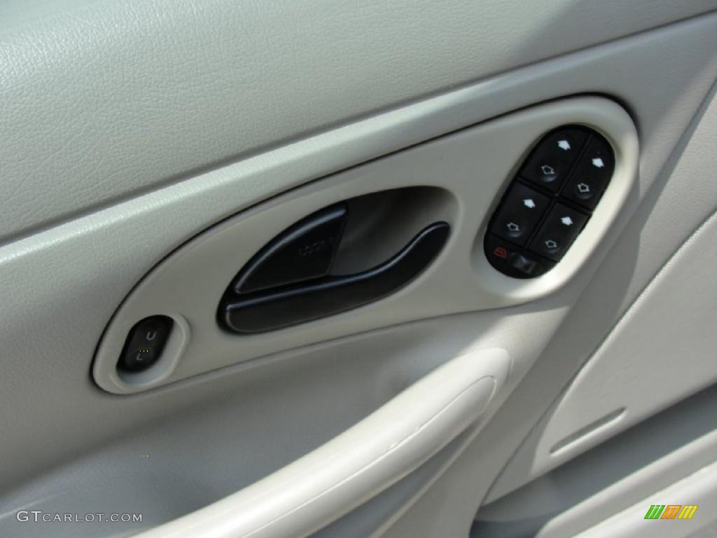 2000 Contour SE Sport - Black / Greystone photo #30