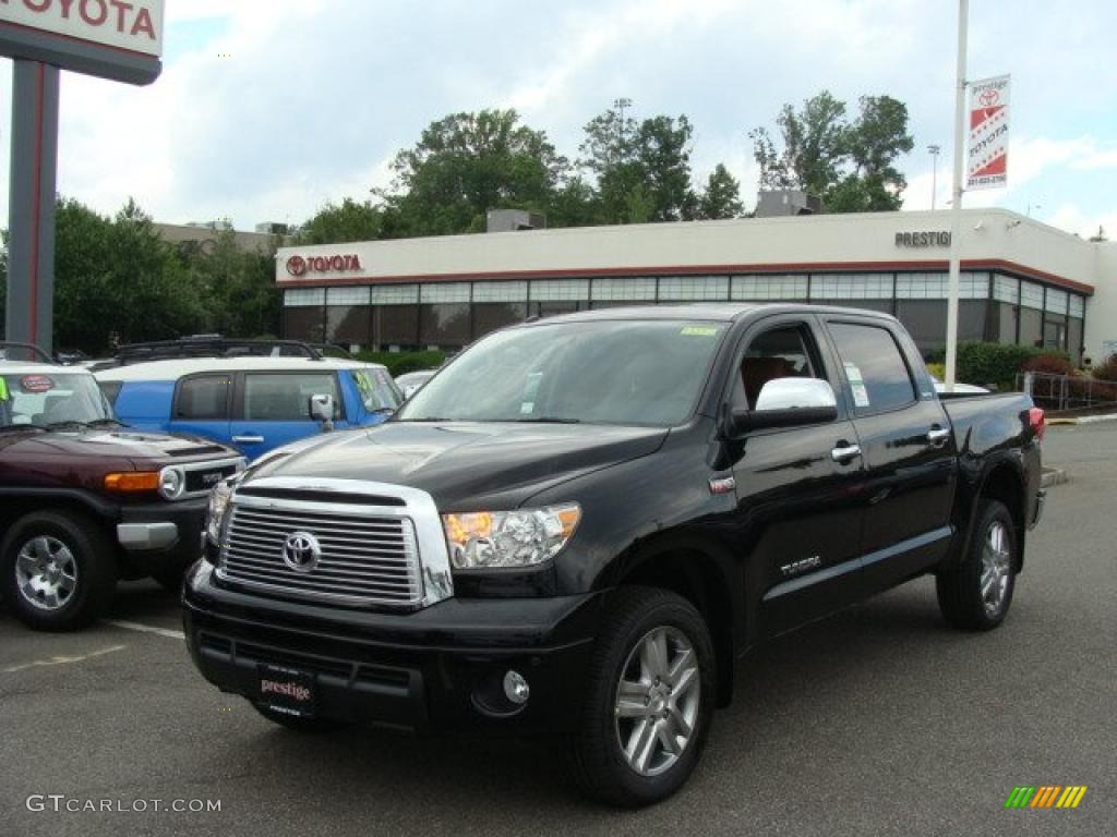 Black Toyota Tundra