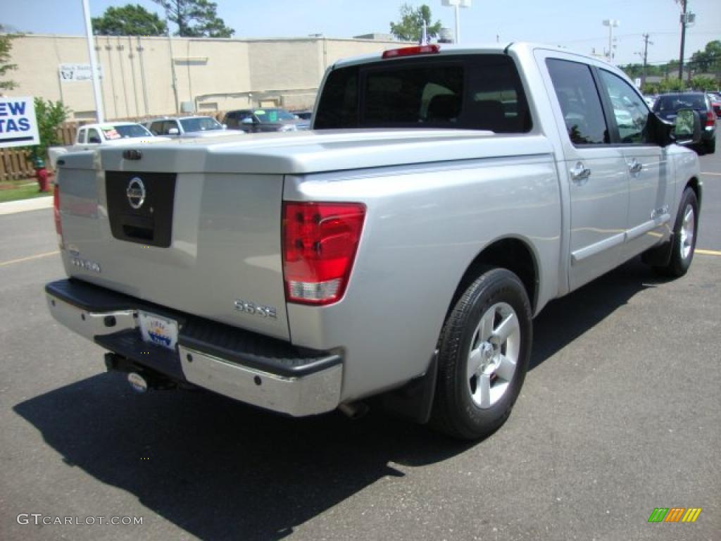 2007 Titan SE Crew Cab - Radiant Silver / Steel Gray photo #5