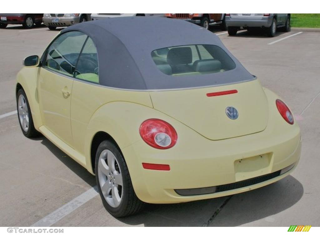 2006 New Beetle 2.5 Convertible - Mellow Yellow / Grey photo #2