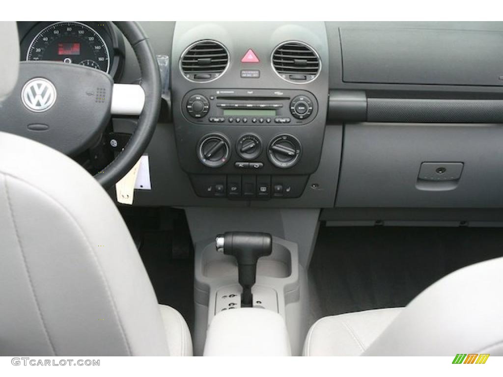 2006 New Beetle 2.5 Convertible - Mellow Yellow / Grey photo #6