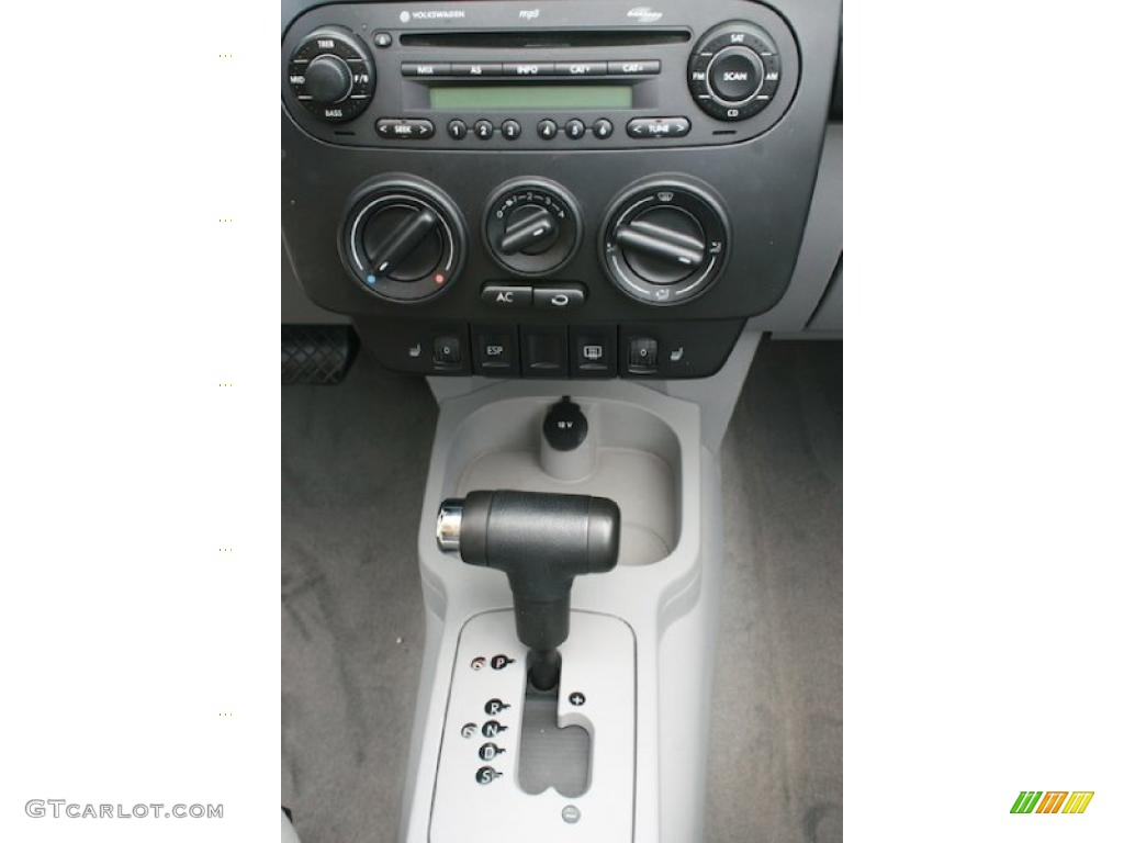 2006 New Beetle 2.5 Convertible - Mellow Yellow / Grey photo #26