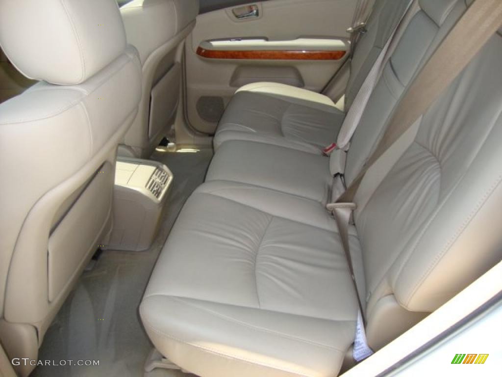 2004 RX 330 AWD - Crystal White Pearl / Ivory photo #9