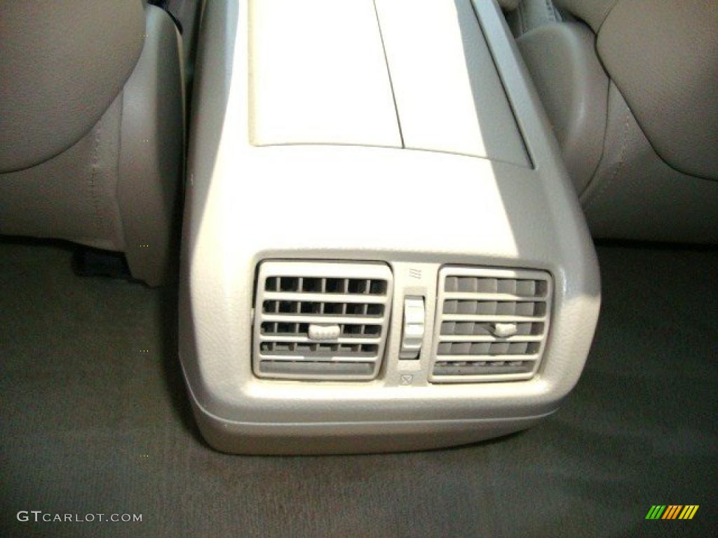 2004 RX 330 AWD - Crystal White Pearl / Ivory photo #10