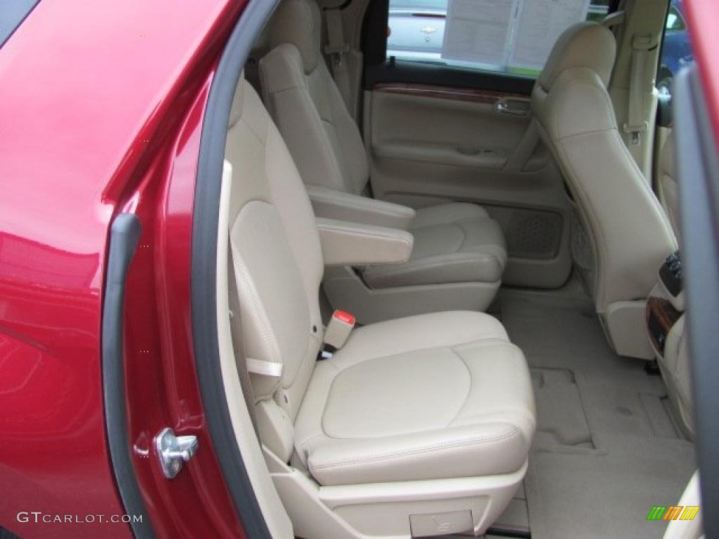 2007 Outlook XR AWD - Red Jewel / Tan photo #14