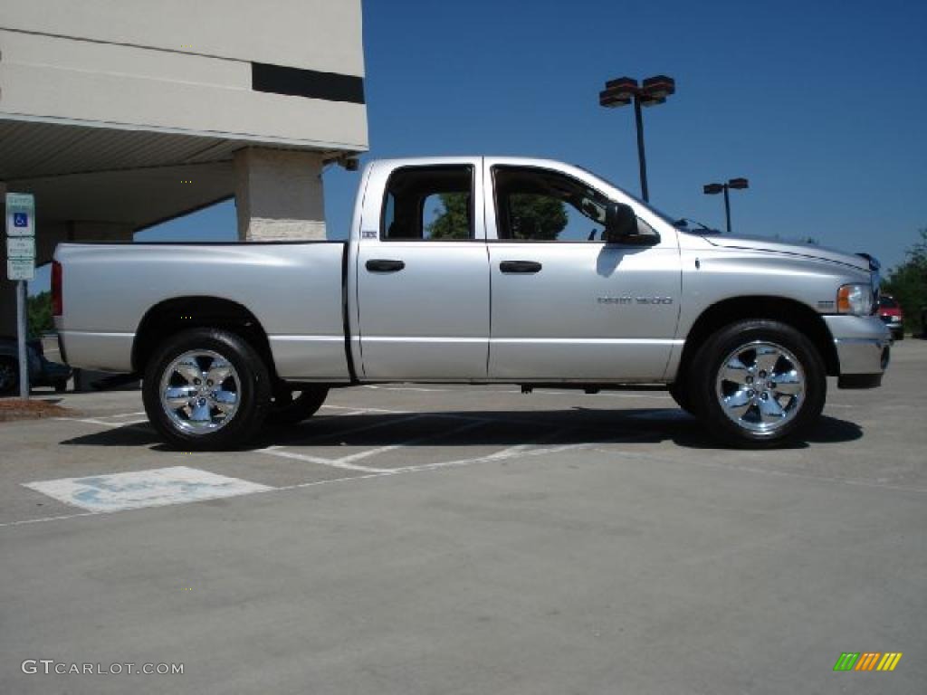 2005 Ram 1500 SLT Quad Cab 4x4 - Bright Silver Metallic / Dark Slate Gray photo #2