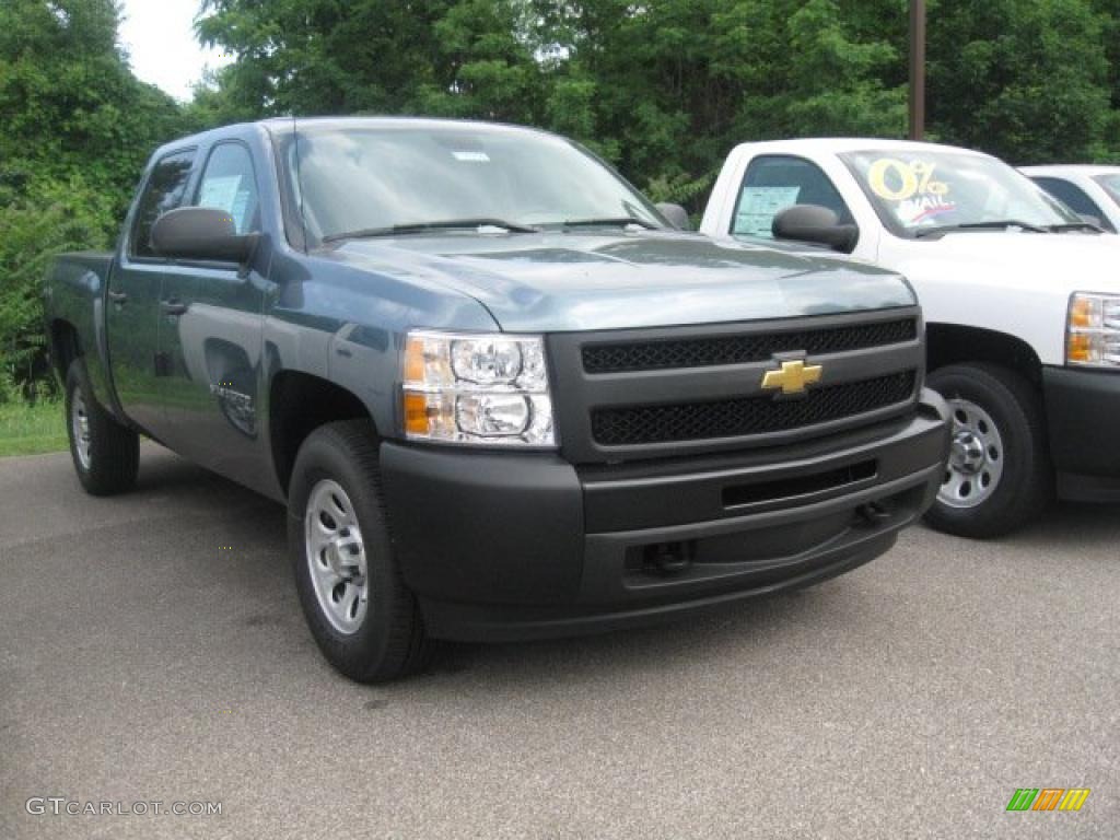 2010 Silverado 1500 Crew Cab - Blue Granite Metallic / Dark Titanium photo #3