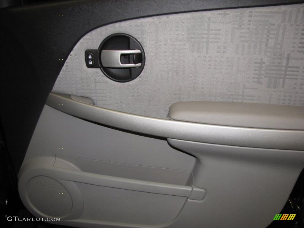 2006 Equinox LS AWD - Black / Light Gray photo #15