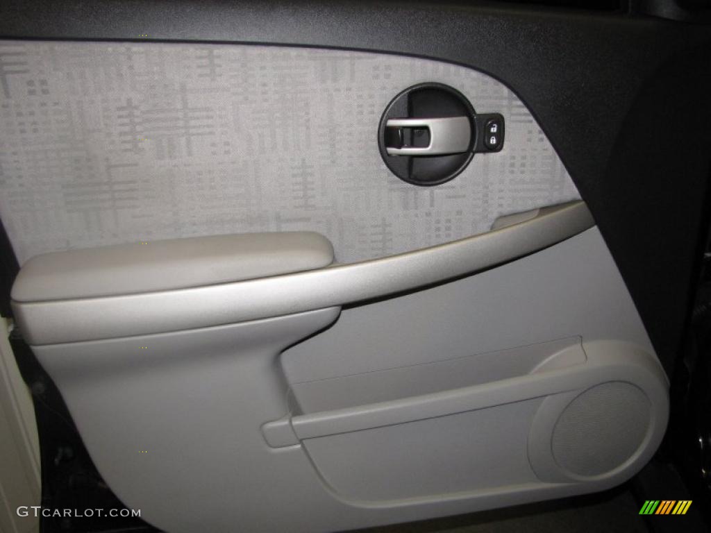 2006 Equinox LS AWD - Black / Light Gray photo #22