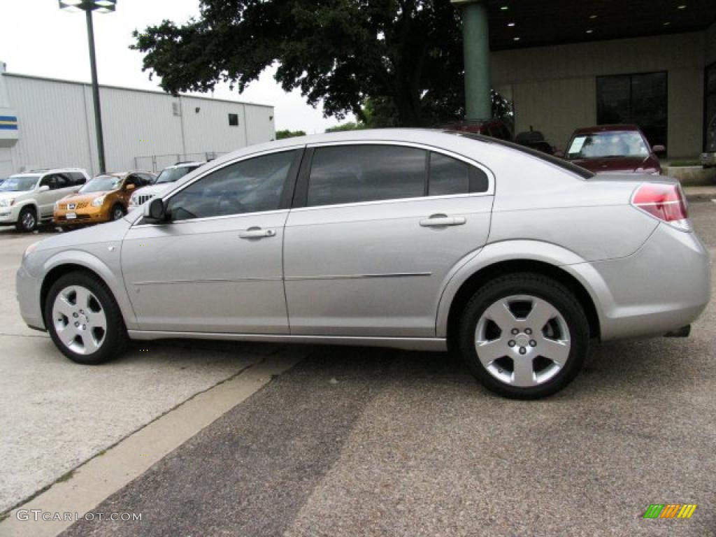 2007 Aura XE - Silver Pearl Metallic / Gray photo #2