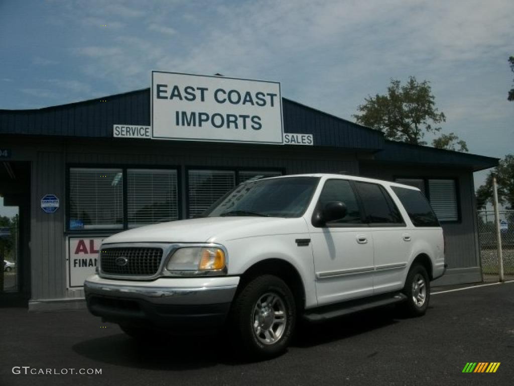 Oxford White Ford Expedition